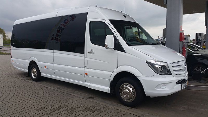 20+1 - Seater Mercedes Sprinter 519 XXL Comfort Minibus from JOYRIDE